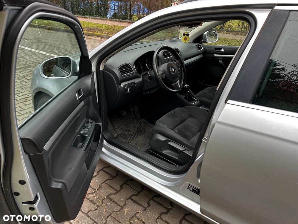Volkswagen Golf 2.0 TDI Highline - 5