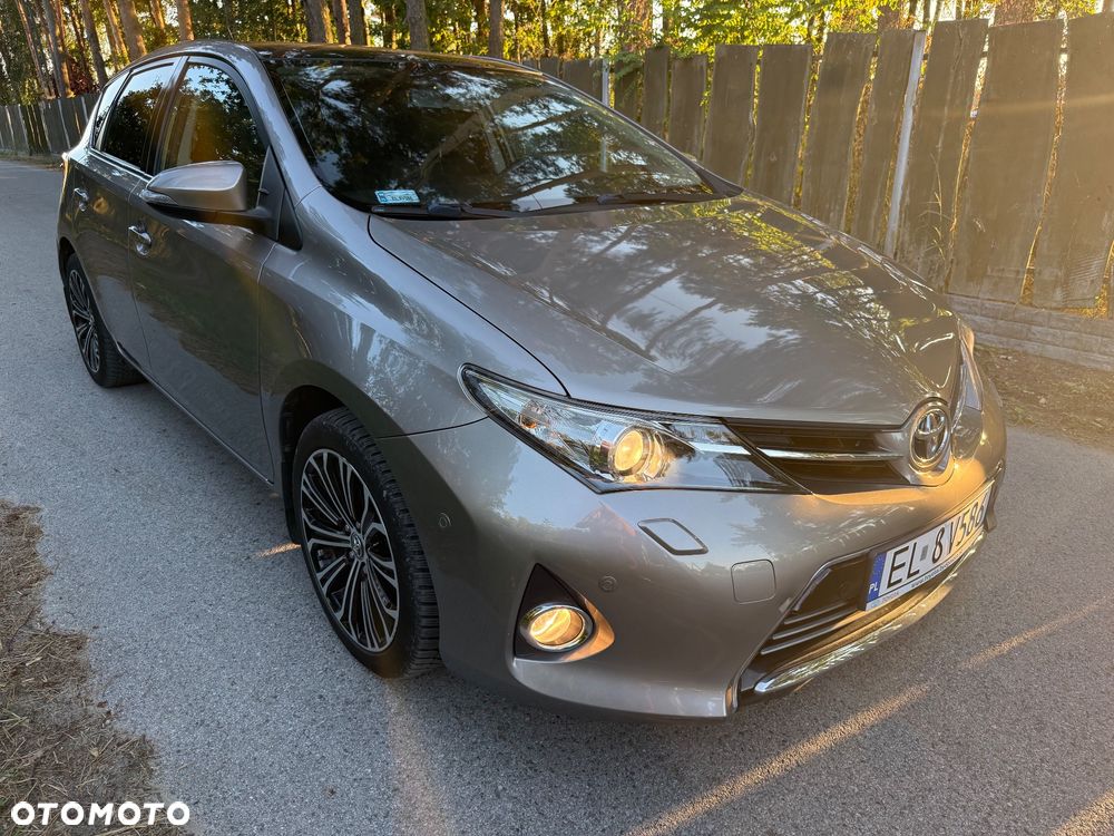 Toyota Auris 1.6 Premium - 3