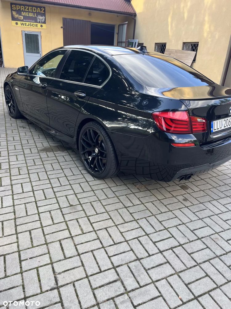 BMW Seria 5 530d xDrive - 22