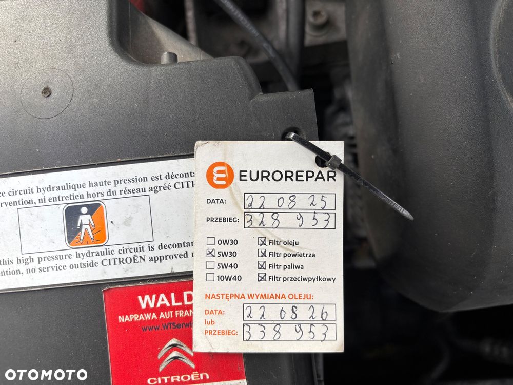 Citroën C5 2.0 HDi Confort - 8