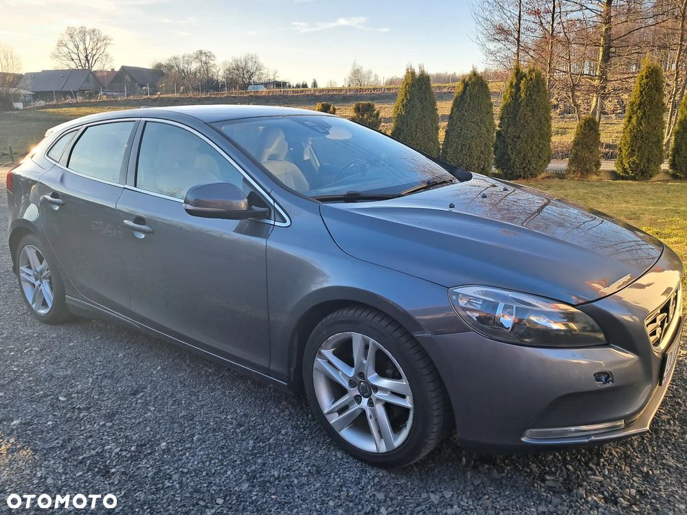 Volvo V40 D2 - 1