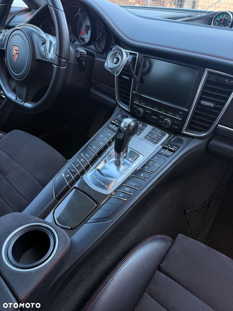 Porsche Panamera ver-gts-pdk - 6