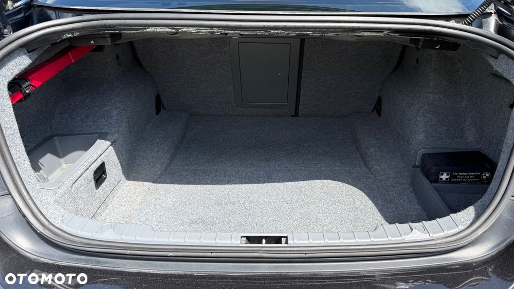 BMW Seria 3 320d - 28