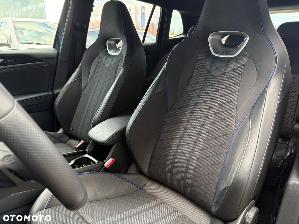 Volkswagen Tiguan - 13