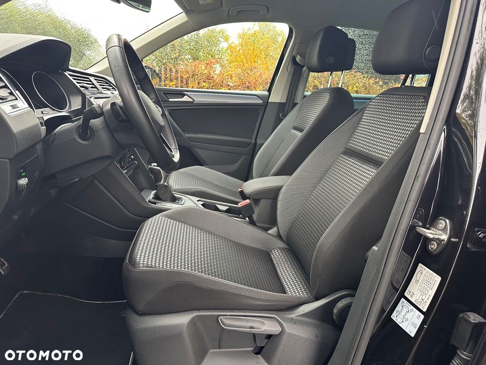 Volkswagen Tiguan - 22