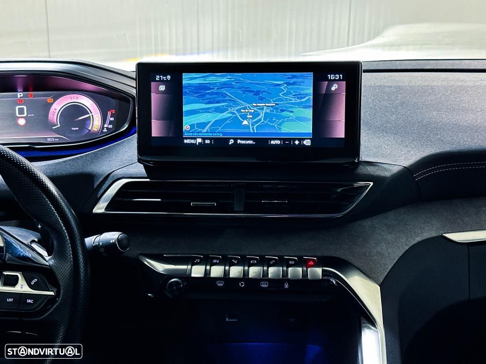 Peugeot 5008 Hybrid 136 e-DSC GT - 19