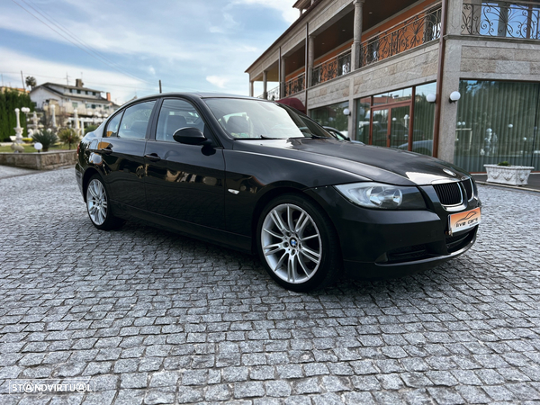 BMW 318 d Navigation Sport