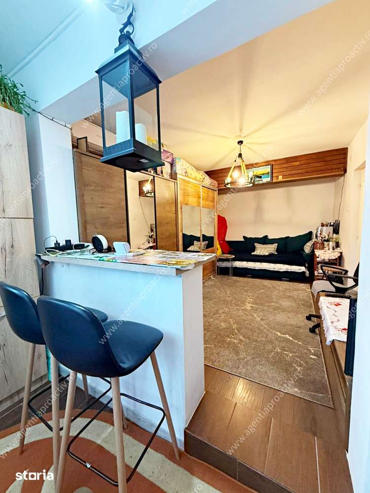 Apartament cu 1 camera, etajul 1, Micro 14, mobilat şi utilat! — fotografia 1