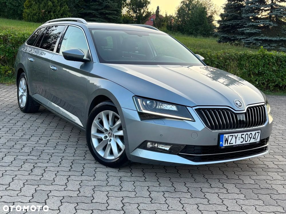 Skoda Superb 2.0 TDI 4x4 Style DSG - 3