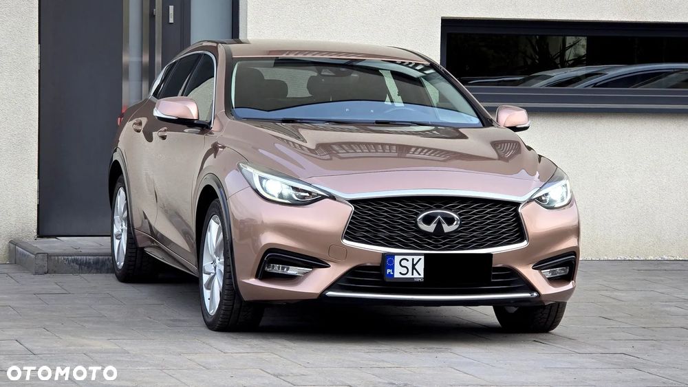 Infiniti Q30 1.6t Business Executive - 2
