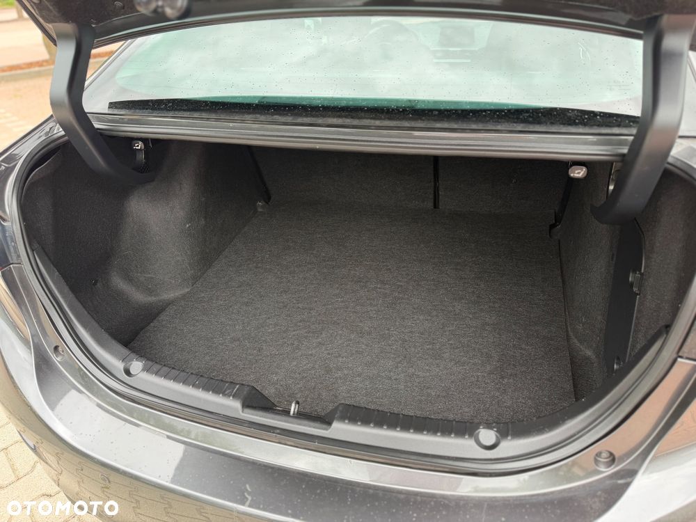 Mazda 3 1.5 D Skyenergy - 22