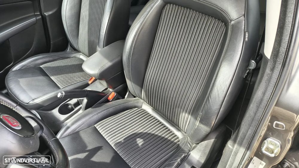 Fiat Tipo 1.6 M-Jet S-Design J18 DCT - 14