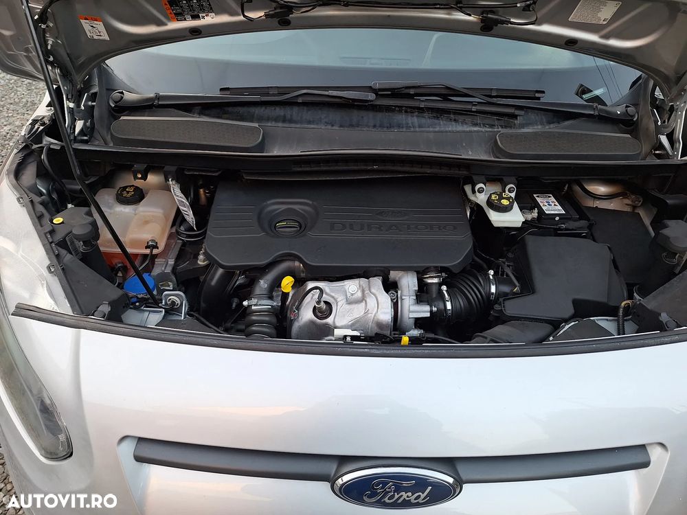 Ford Transit Connect - 10