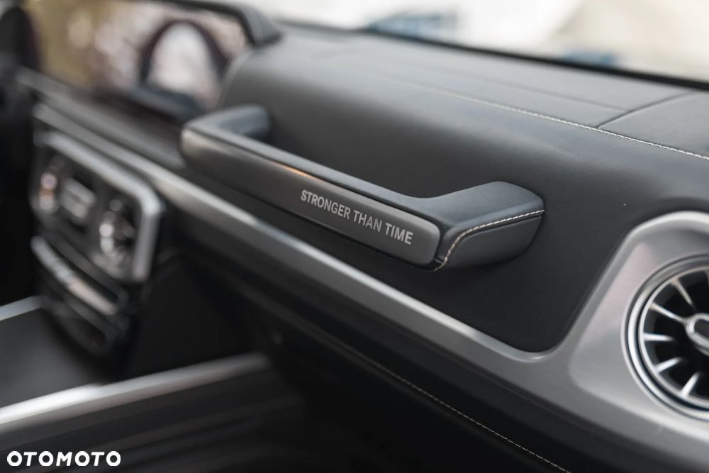 Mercedes-Benz Klasa G 400 d Stronger Than Time Edition - 23
