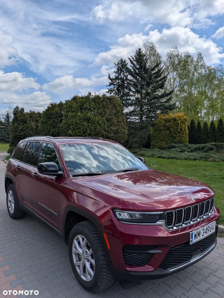 Jeep Grand Cherokee - 11