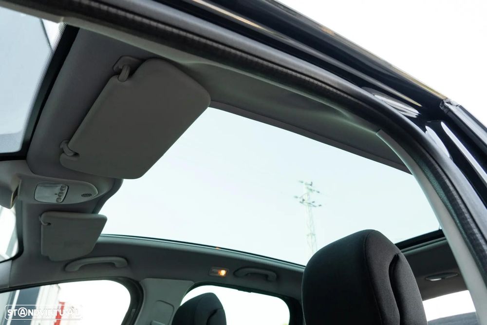 Peugeot 3008 1.6 HDi Allure - 27