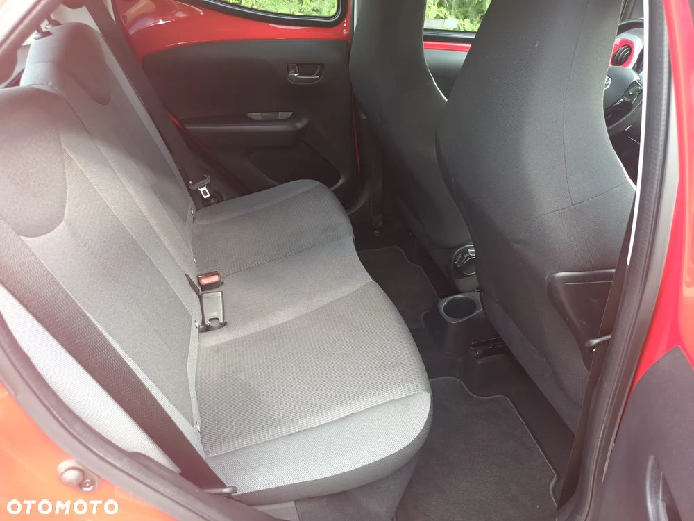 Toyota Aygo 1.0 VVT-i Color Edition - 13