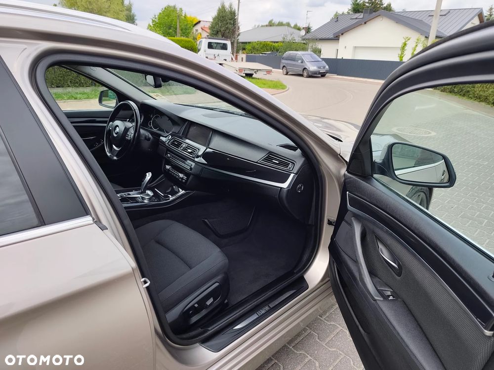 BMW Seria 5 520d - 18