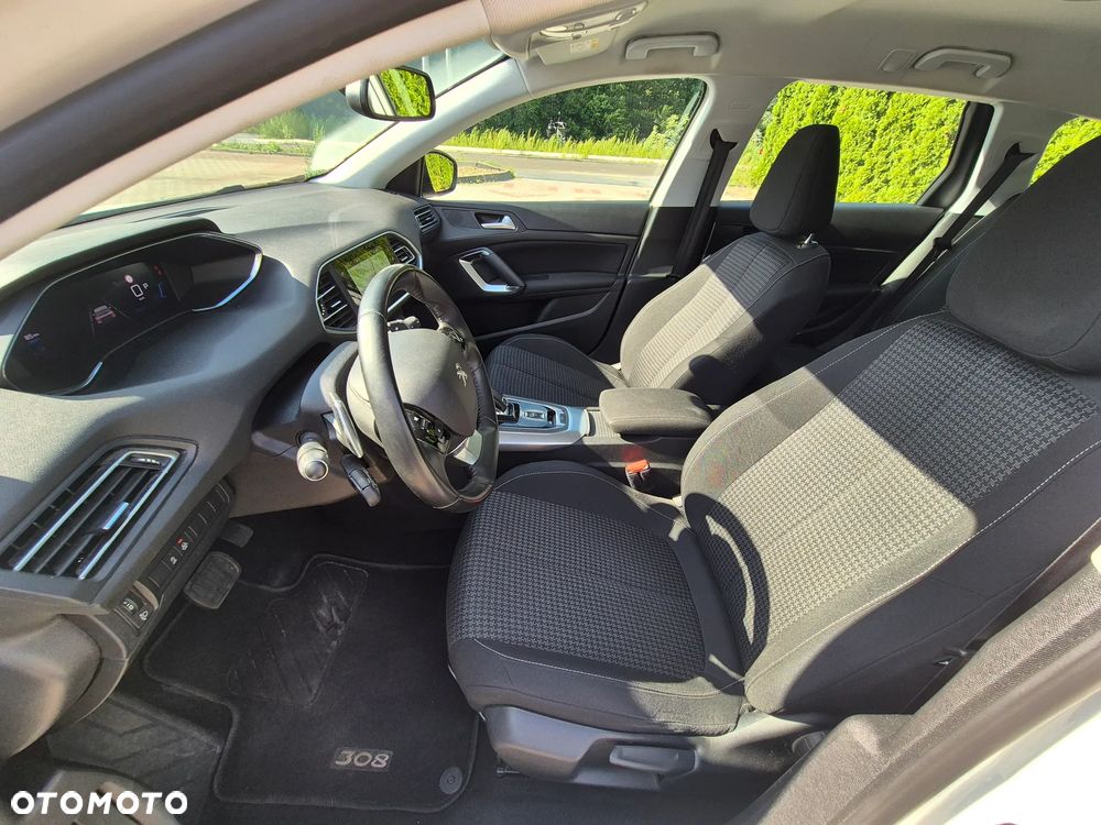 Peugeot 308 BlueHDi 130 EAT8 Allure Pack - 10