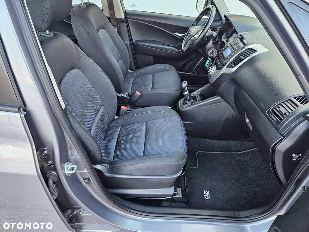 Hyundai ix20 1.4 blue Passion - 11