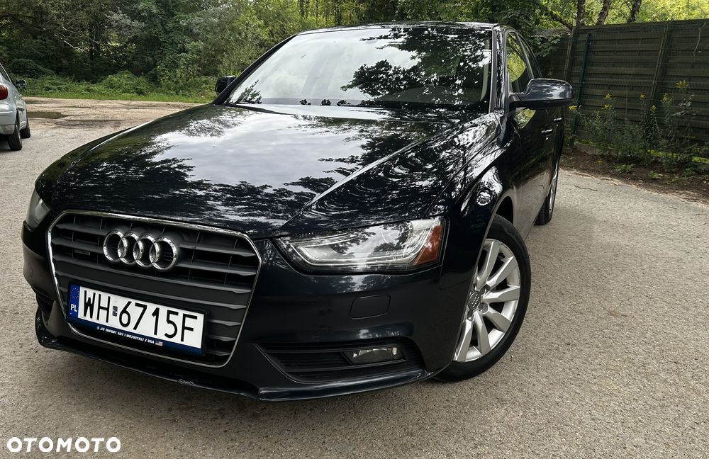 Audi A4 Limousine - 3