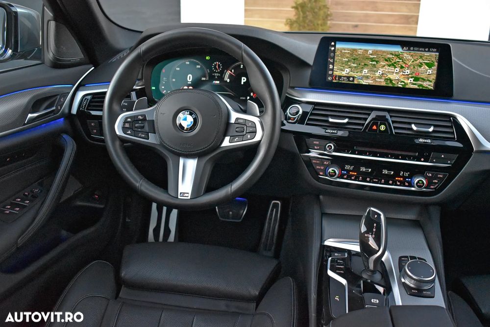 BMW Seria 5 520d xDrive AT - 12