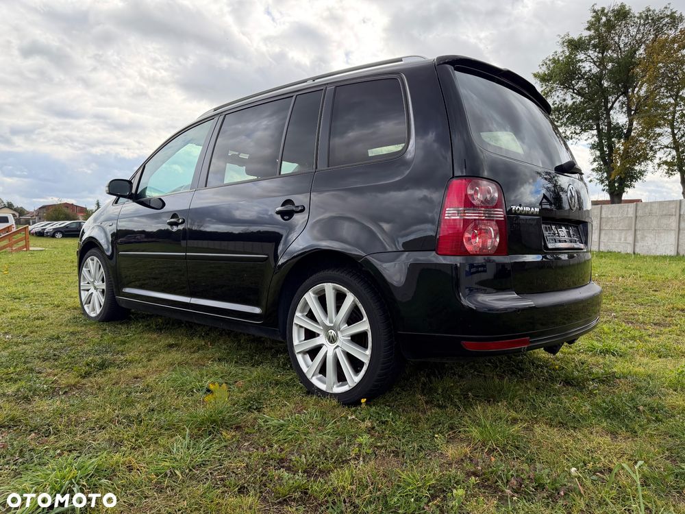 Volkswagen Touran 2009 photo 5
