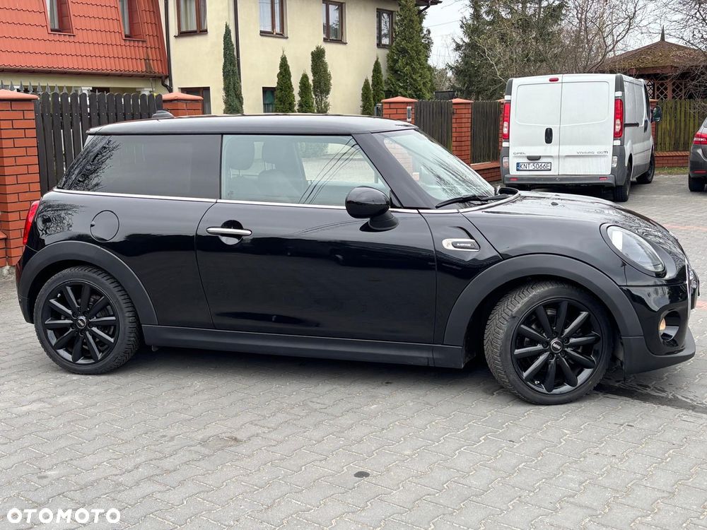 MINI ONE Standard - 22