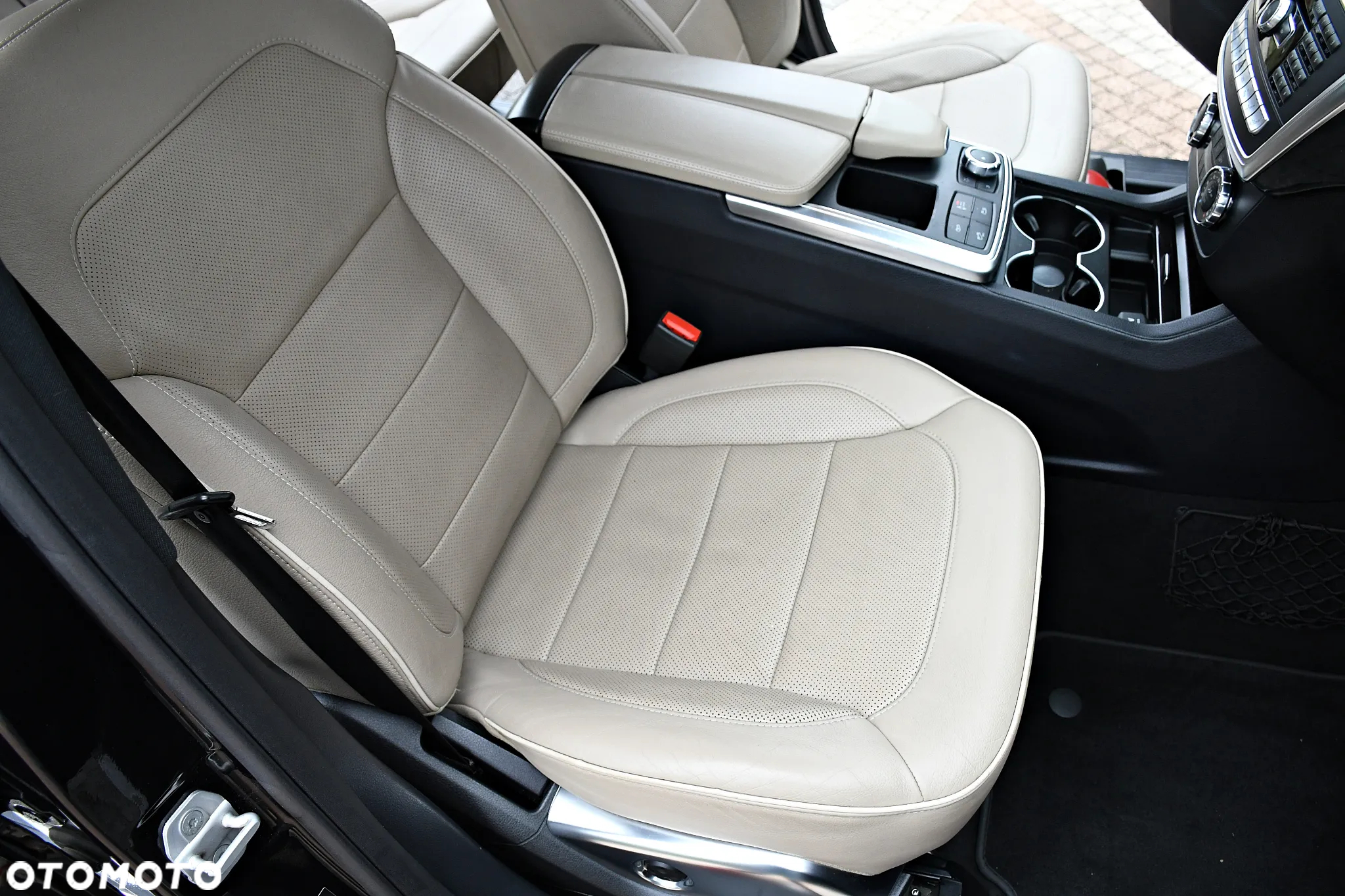 Mercedes-Benz GL 350 BlueTec 4-Matic - 18