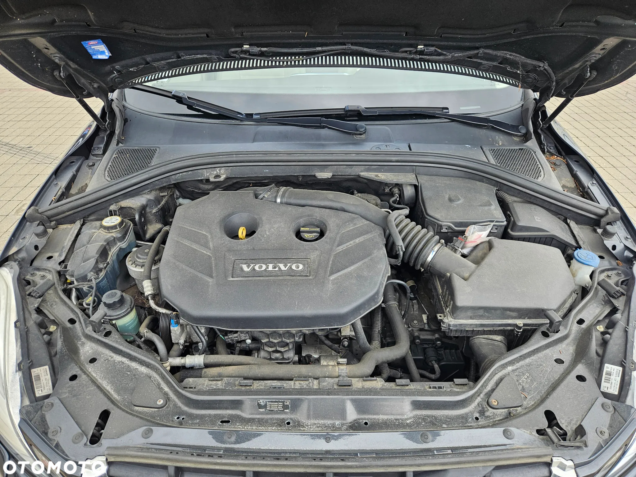 Volvo XC 60 T5 Momentum - 13