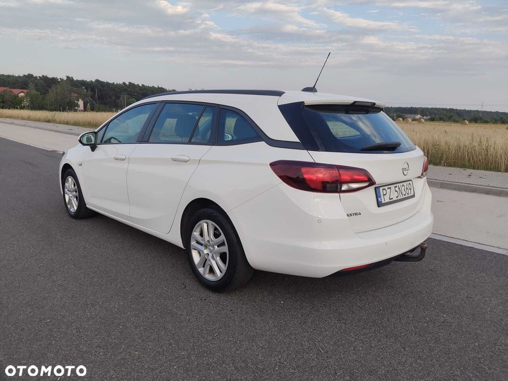 Opel Astra - 4
