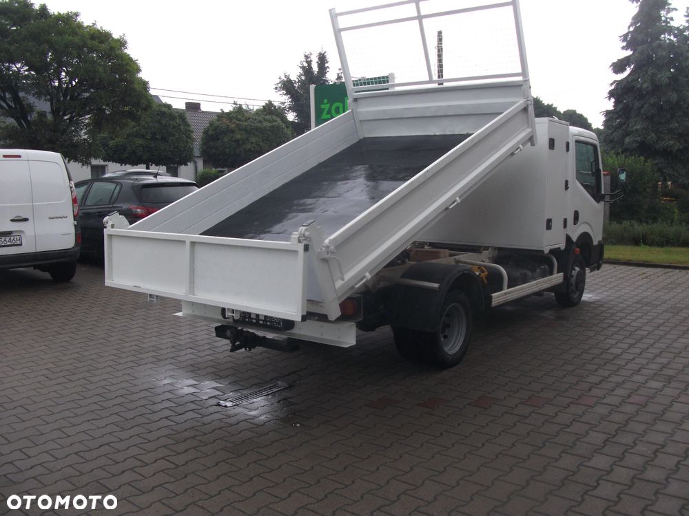 Nissan cabstar - 17