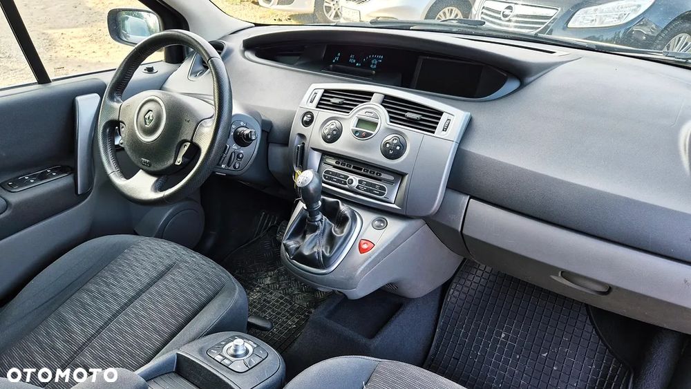 Renault Grand Scenic Gr 2.0 16V Privilege - 36