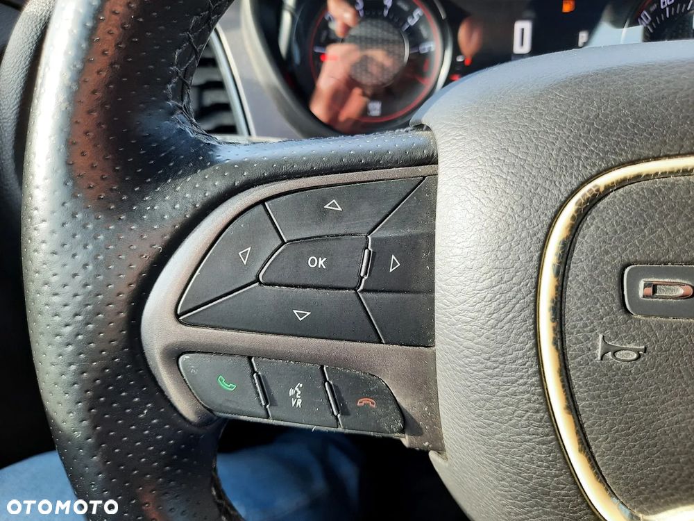 Dodge Challenger 3.6 SXT - 25