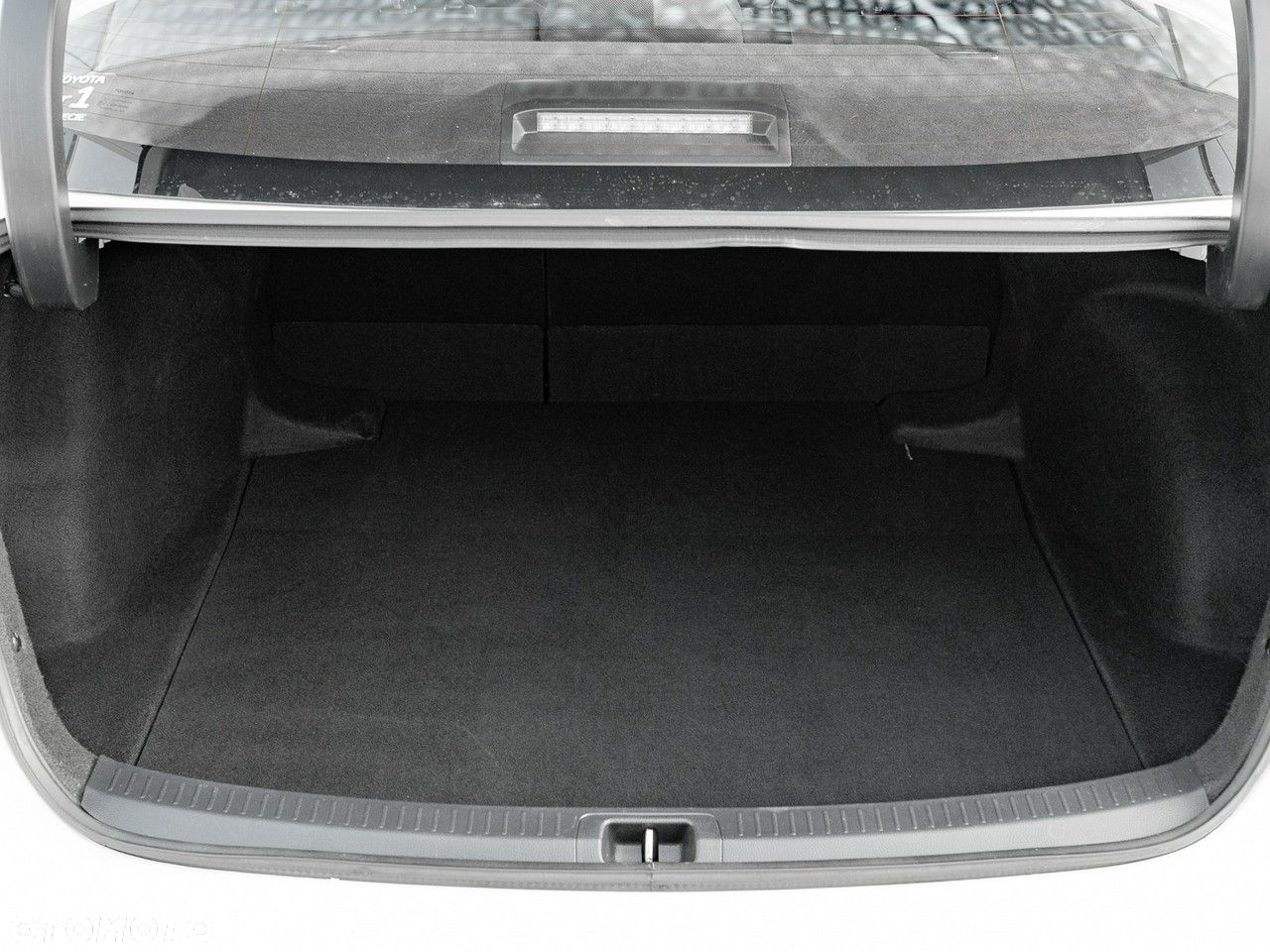 Toyota Corolla 1.8 Hybrid GPF Comfort - 29