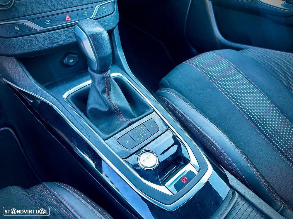 Peugeot 308 1.2 PureTech GT Line EAT6 - 17