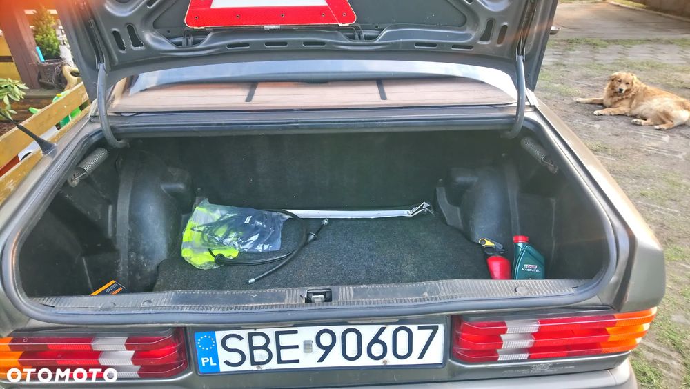 Mercedes-Benz W201 (190) - 7