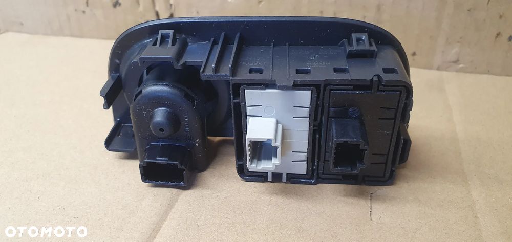 Przełącznik regulacji lusterek PDC ECO Dacia Logan II 255704649R 684934791R - 5