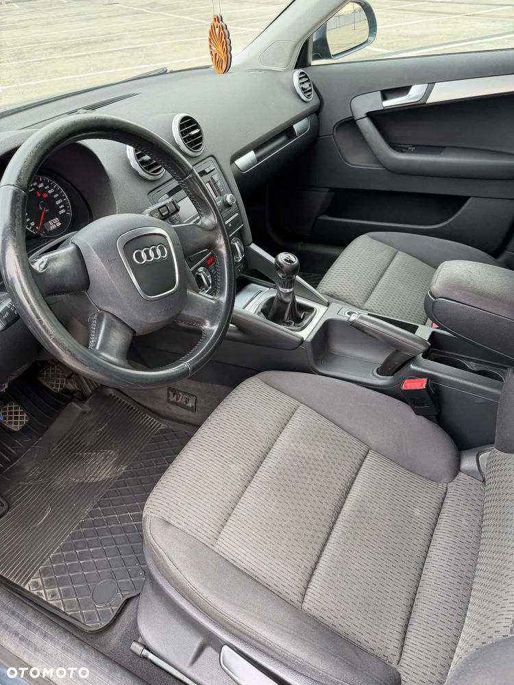Audi A3 Sportback - 13