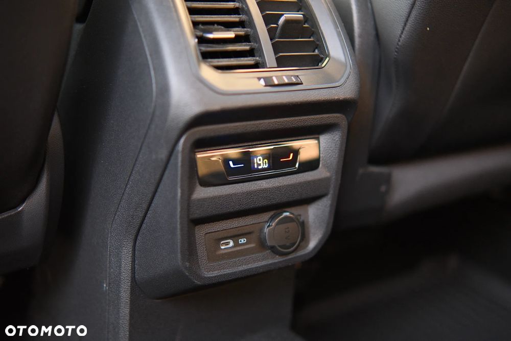 Volkswagen Tiguan Allspace 2.0 TSI OPF 4Motion DSG R-Line - 40