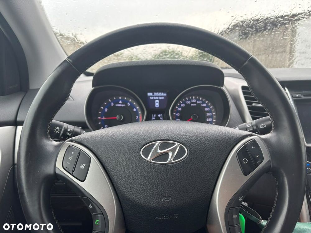 Hyundai i30 1.4 Trend - 6