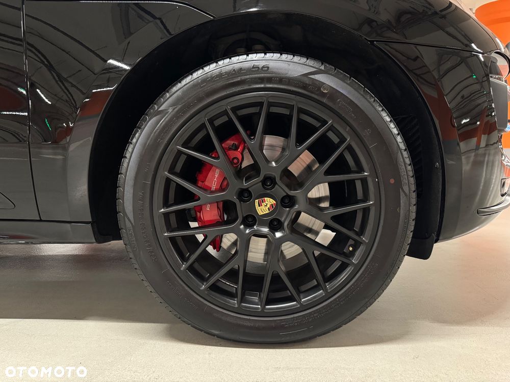 Porsche Macan GTS PDK - 10