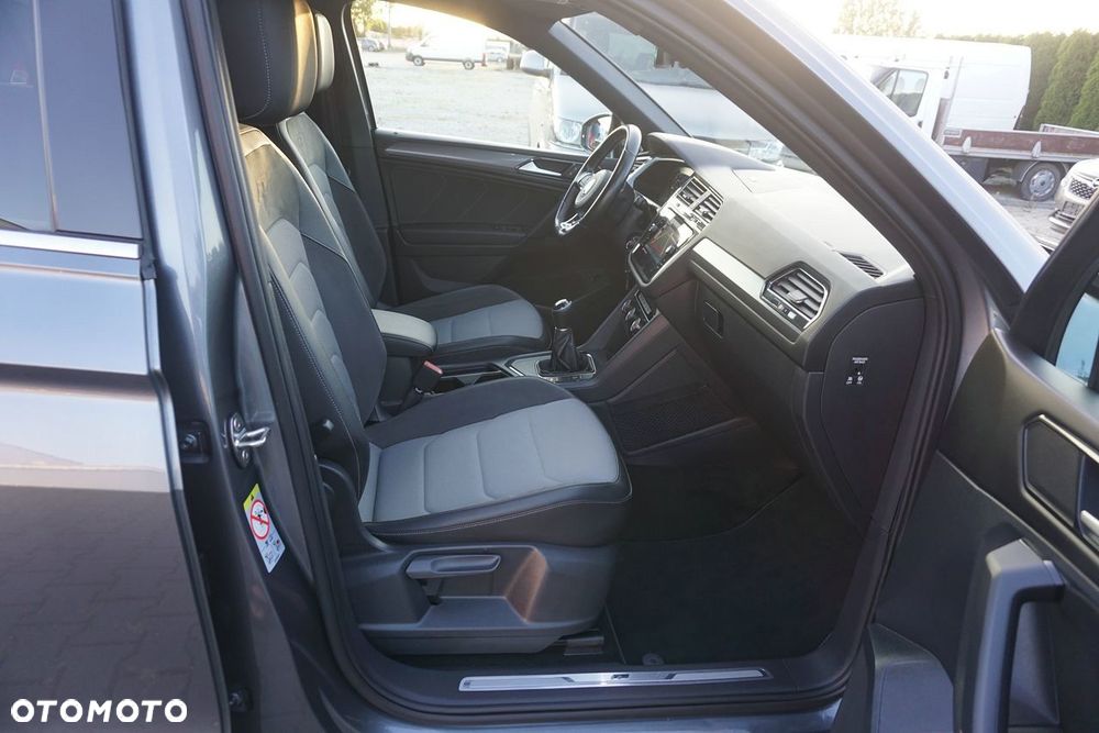 Volkswagen Tiguan Allspace 2.0 TDI SCR Life - 20