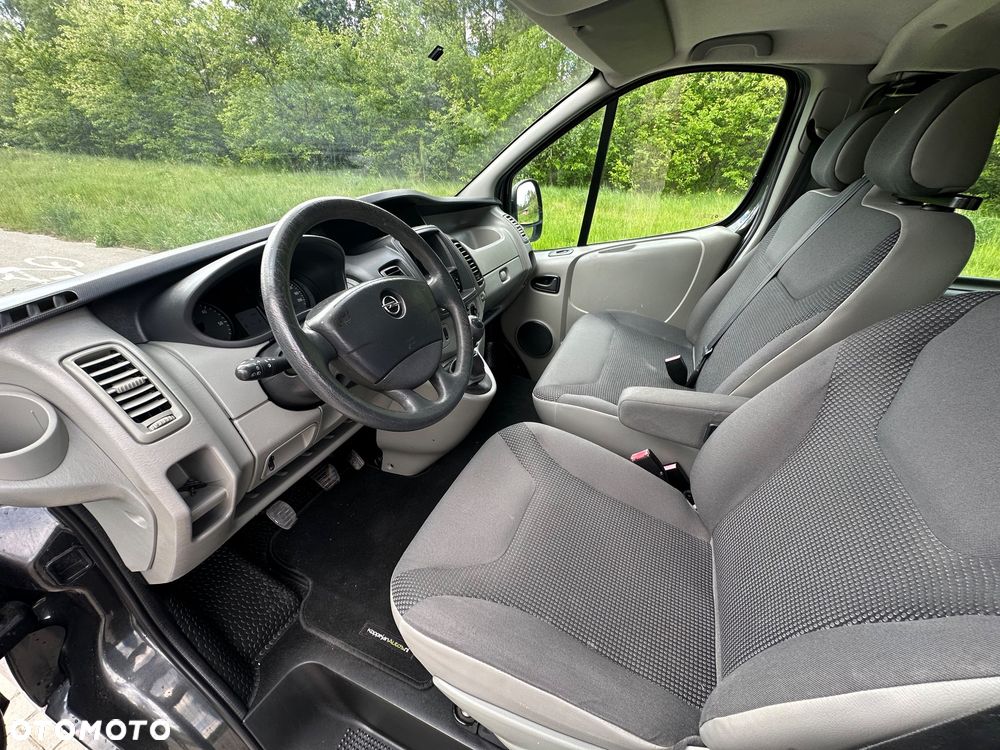 Renault Trafic - 11