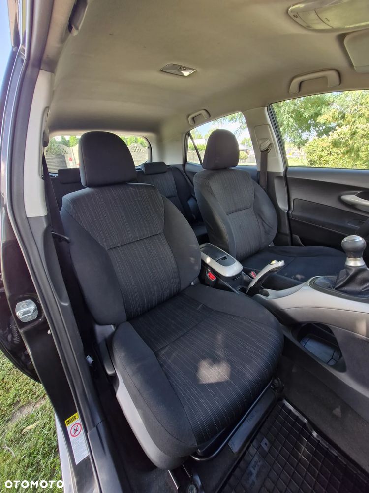 Toyota Auris 1.6 VVT-i Executive - 13