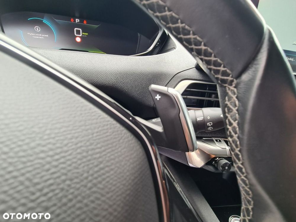 Peugeot 3008 1.6 PureTech Hybrid PHEV Allure Pack S&S EAT8 - 31