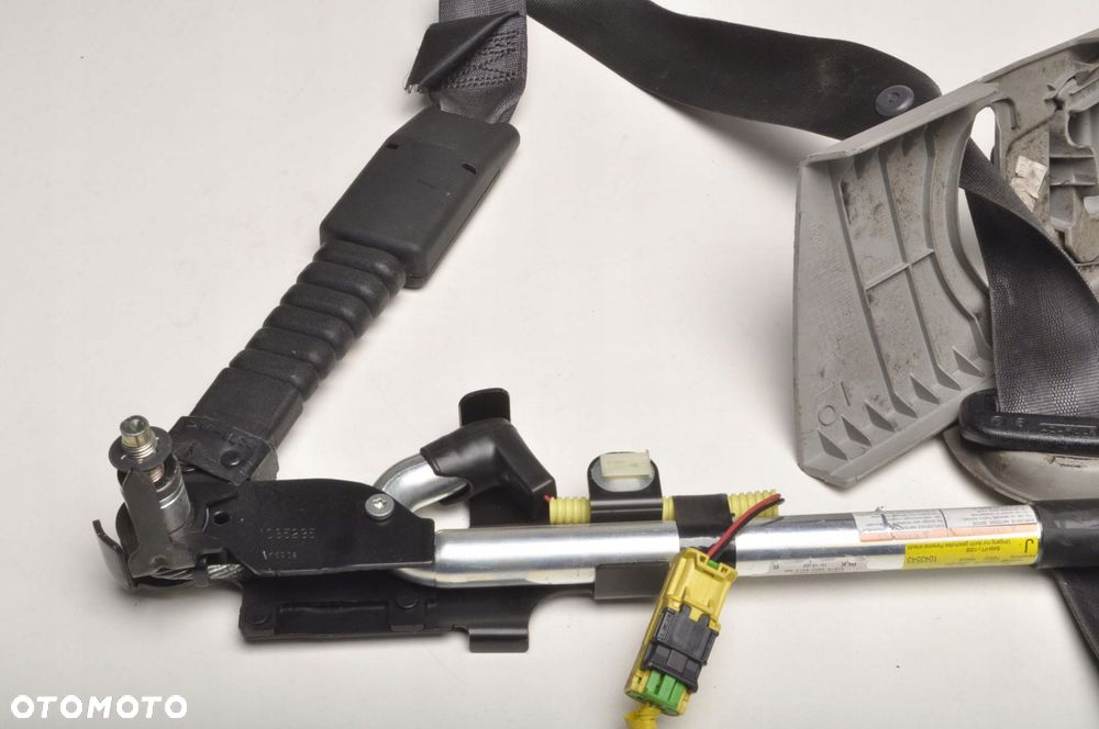 HONDA CIVIC VIII PAS BEZPIECZEŃSTWA PRAWY PRZÓD 81450-SMG-E010-M4 - 2