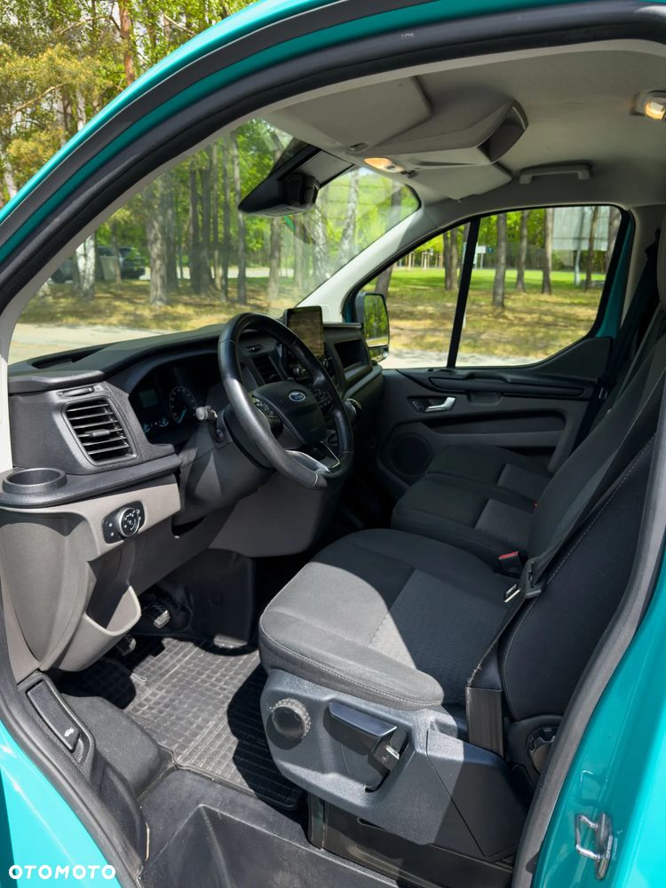 Ford Transit Custom - 13