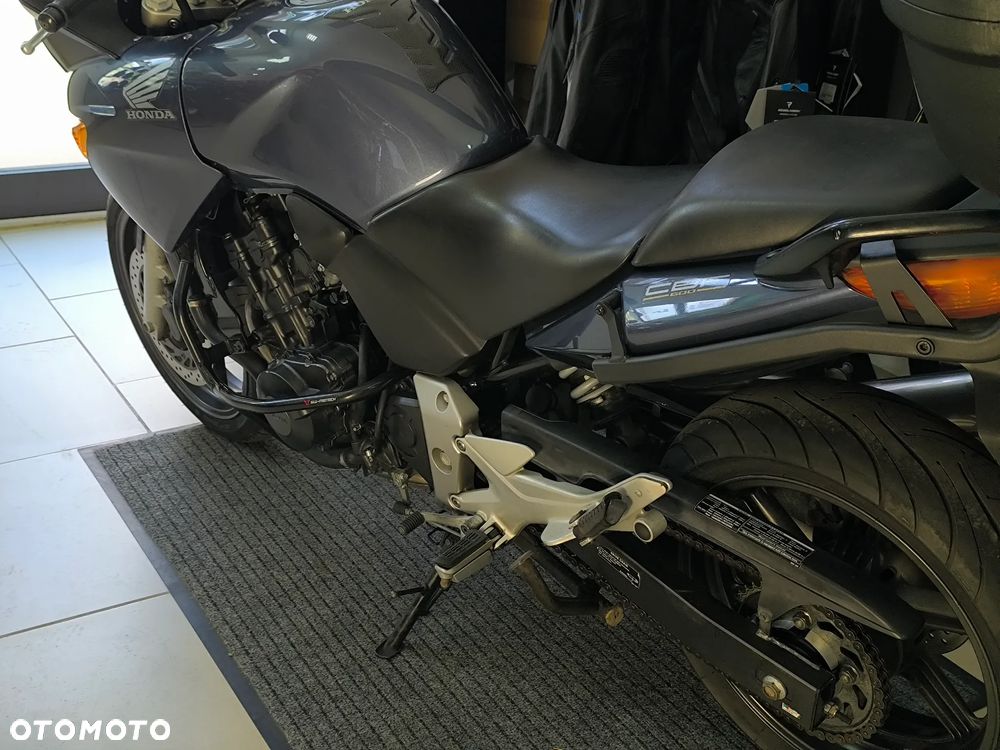 Honda CBF - 16