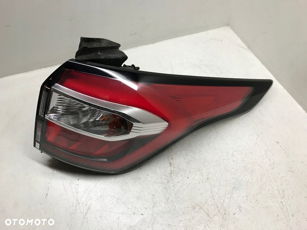 FORD KUGA MK2 LIFT 13-19 LAMPA PRAWY TYL TYLNA